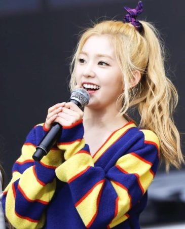 irene裴珠泫生日快乐!