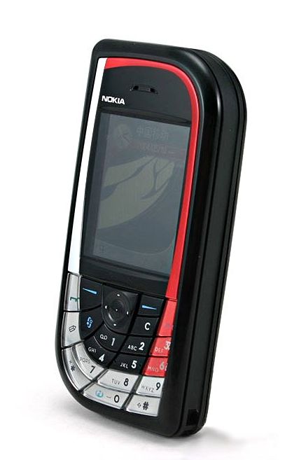 [手机评测人]诺基亚唯一一款申请专利的手机——诺基亚7610 总评分8.