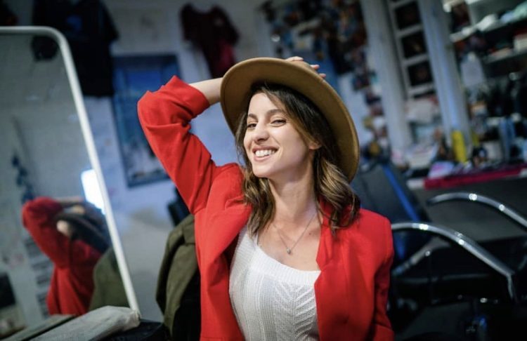 [撸圈佳人]第二期:lec主持人laure,为爱投身英雄联盟的法国玫瑰