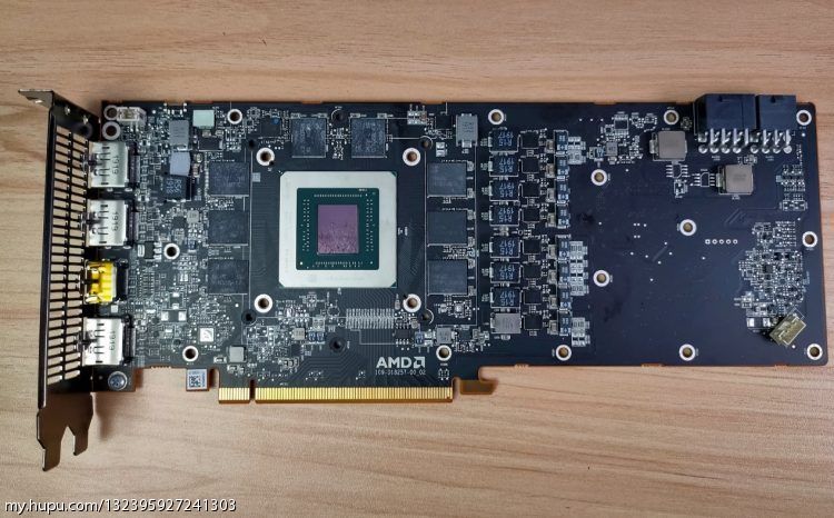 公版和顶级非公有多少差距—撼讯rx 5700xt 红魔与公版rx 5700xt全