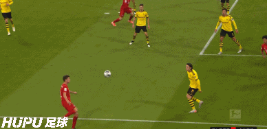 GIF：帕瓦尔助攻，莱万头槌为拜仁首开记录