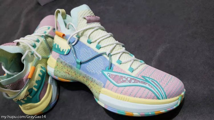 【静态测评】李宁 闪击6 圣诞