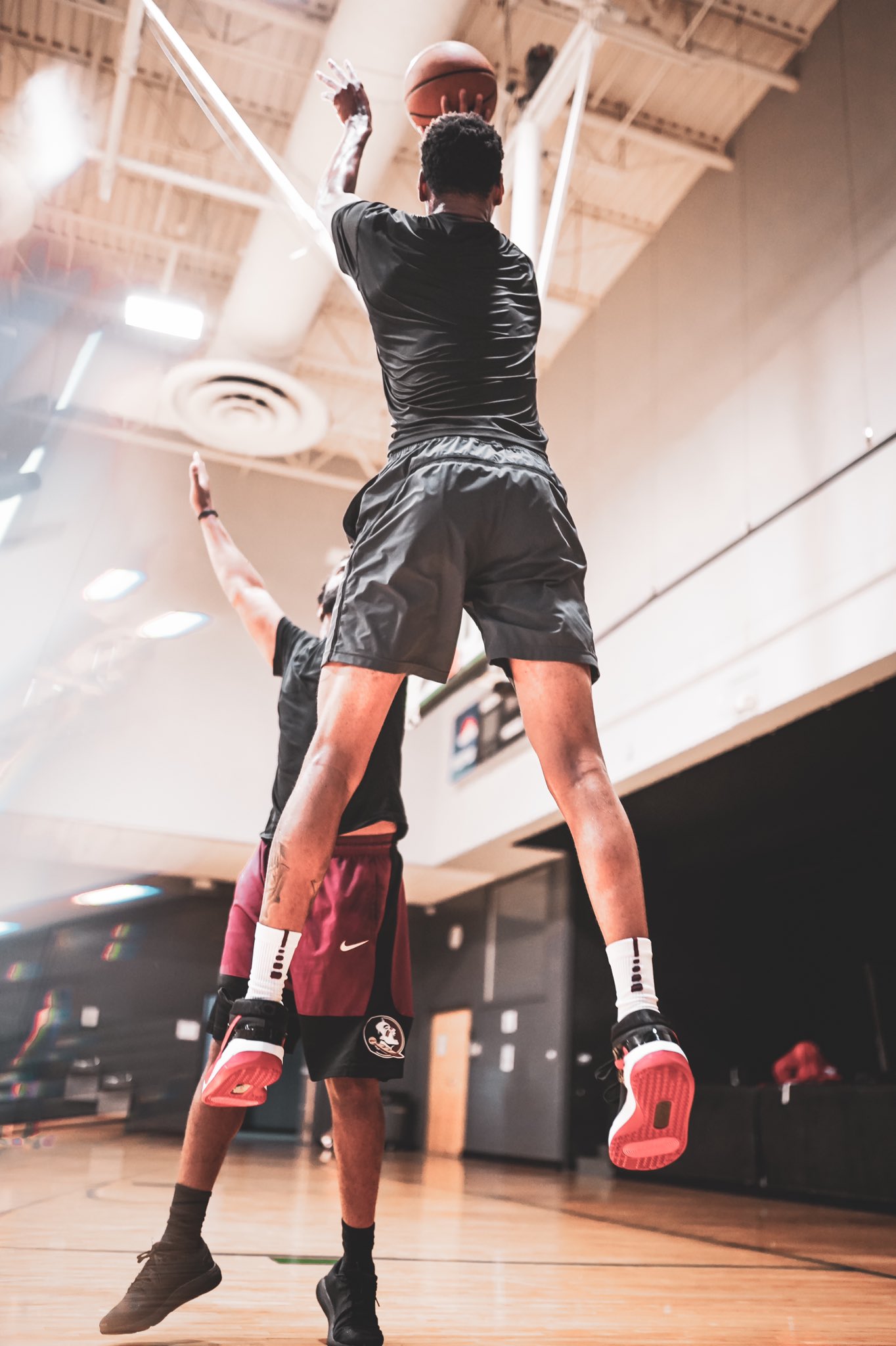 welcometothealamocitydevinvassell