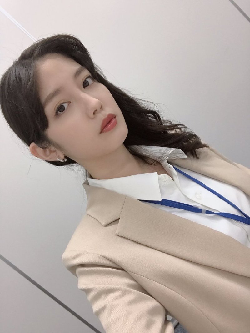 [图集分享]松田瑠华 (57p,大流量慎点)_虎扑