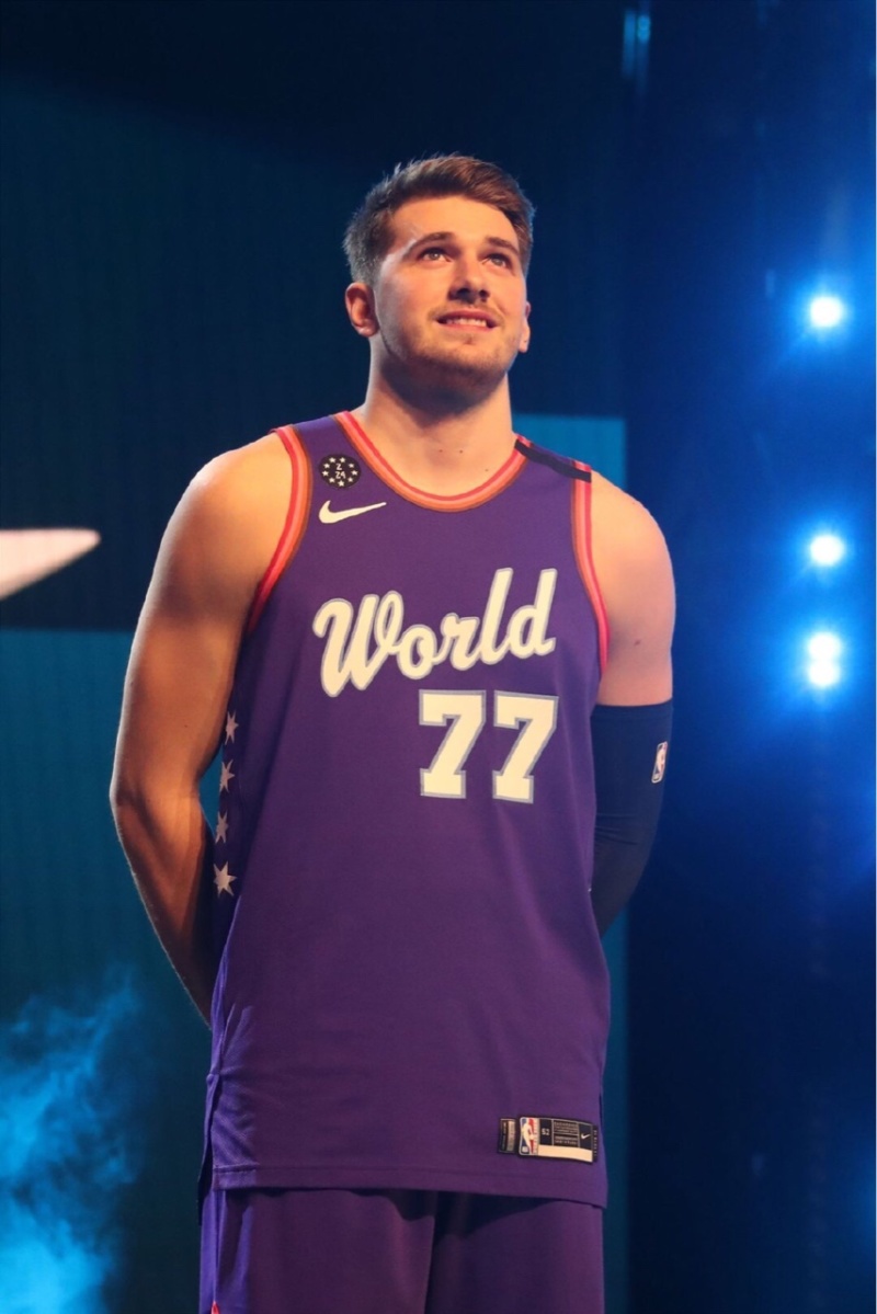 【精选篮球壁纸征集】第六期——东契奇合集