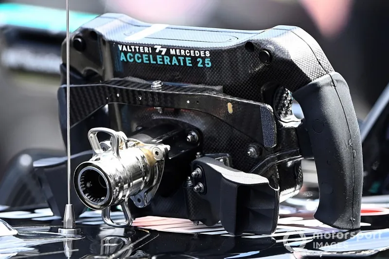 优享资讯 Motorsport对汉密尔顿这次误触的分析 简单翻译了 大伙可以看看