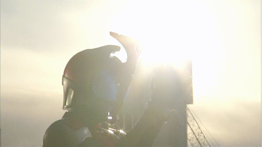 假面骑士driveGIF,假面骑士drive驰骑 这时候就需要假面骑士来保护我们了.