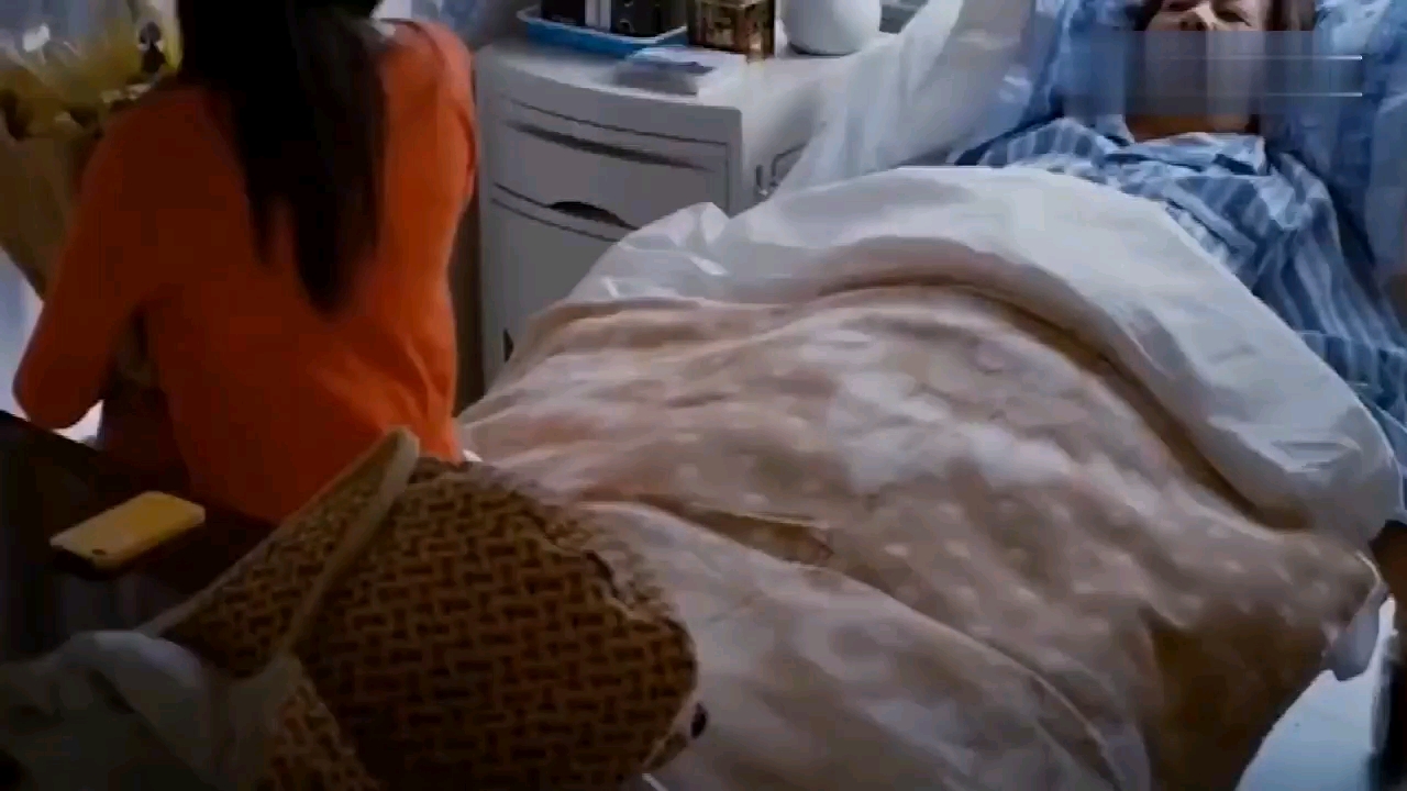 video-poster