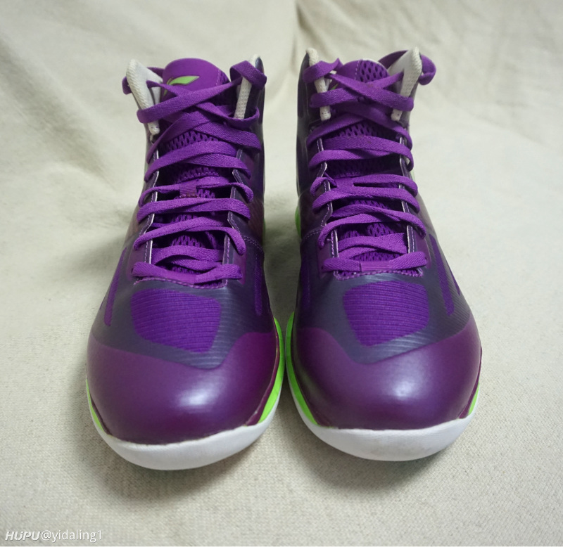 重温李宁超轻10篮球鞋