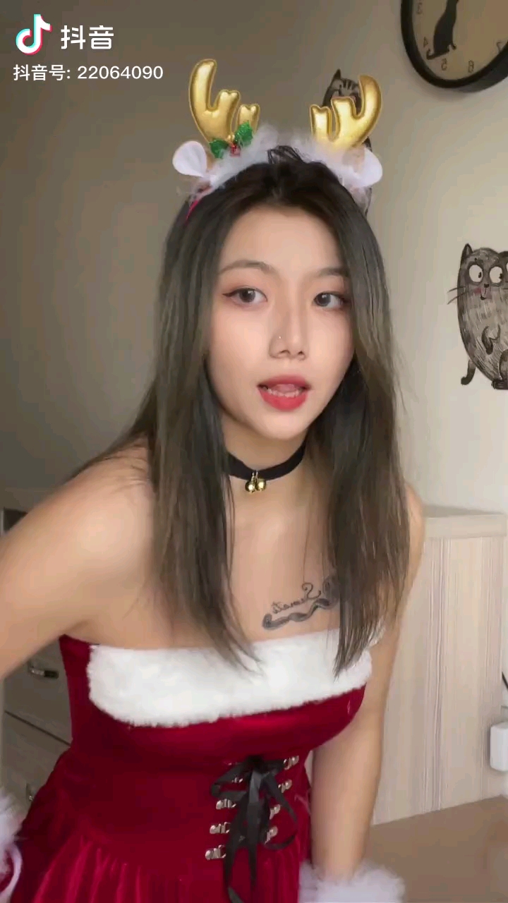 video-poster
