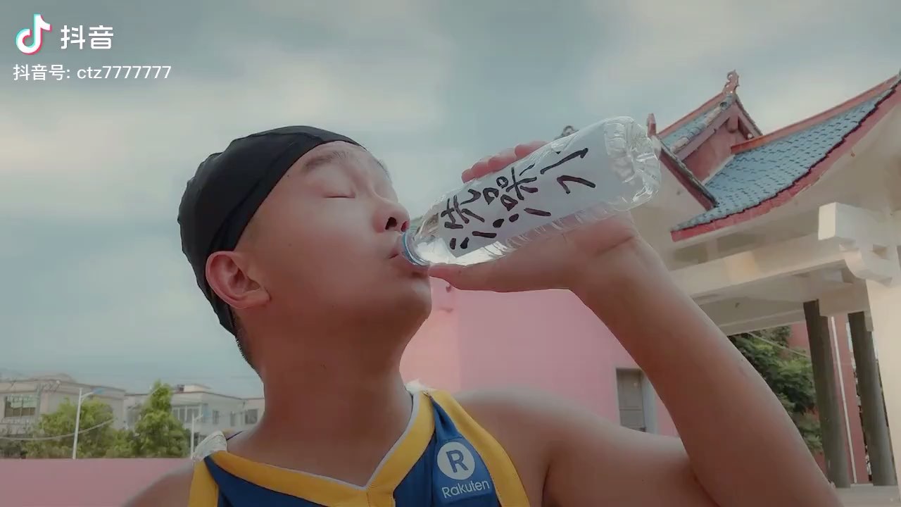 中国模仿帝模仿杜兰特前面就看笑了