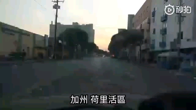 video-poster