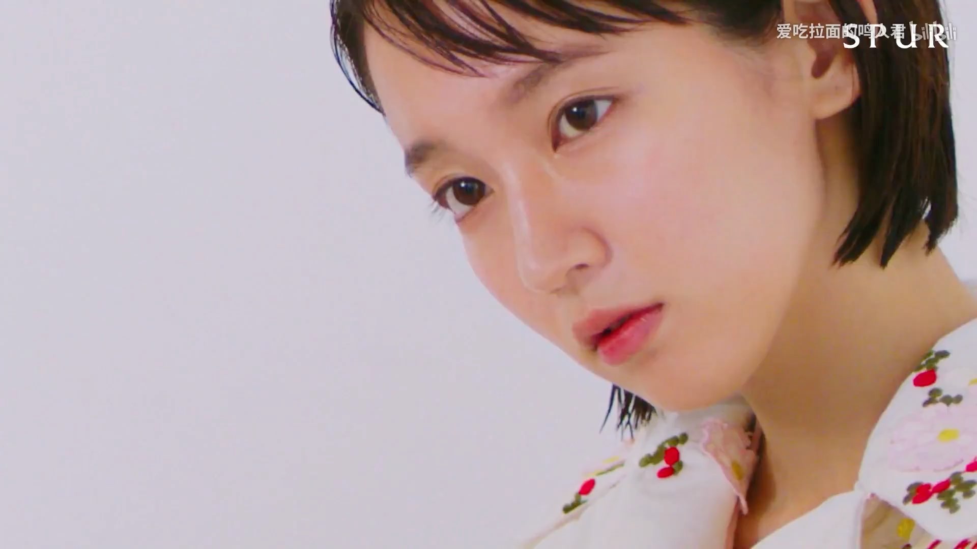 吉冈里帆小姐姐的cm,写真剪辑,你喜欢么?