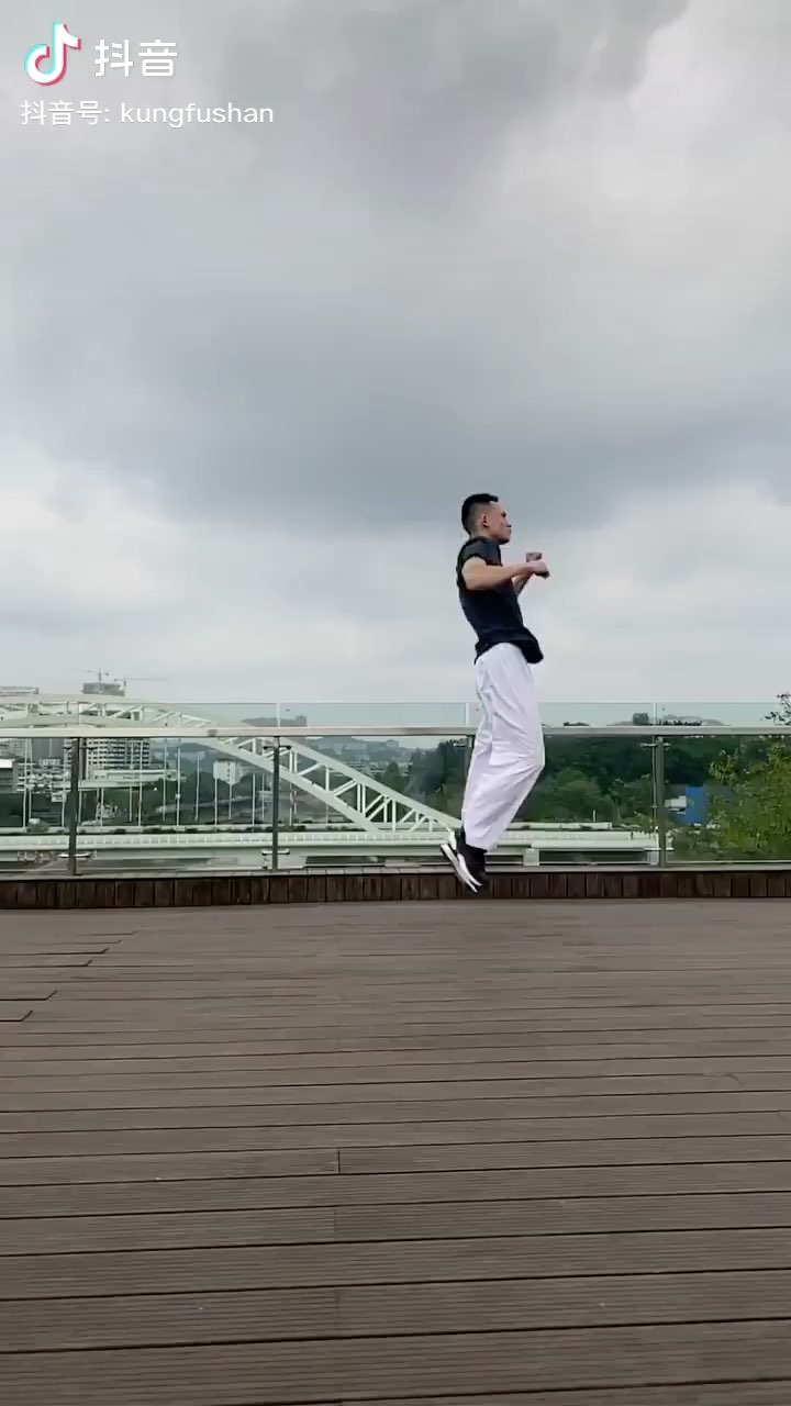 video-poster
