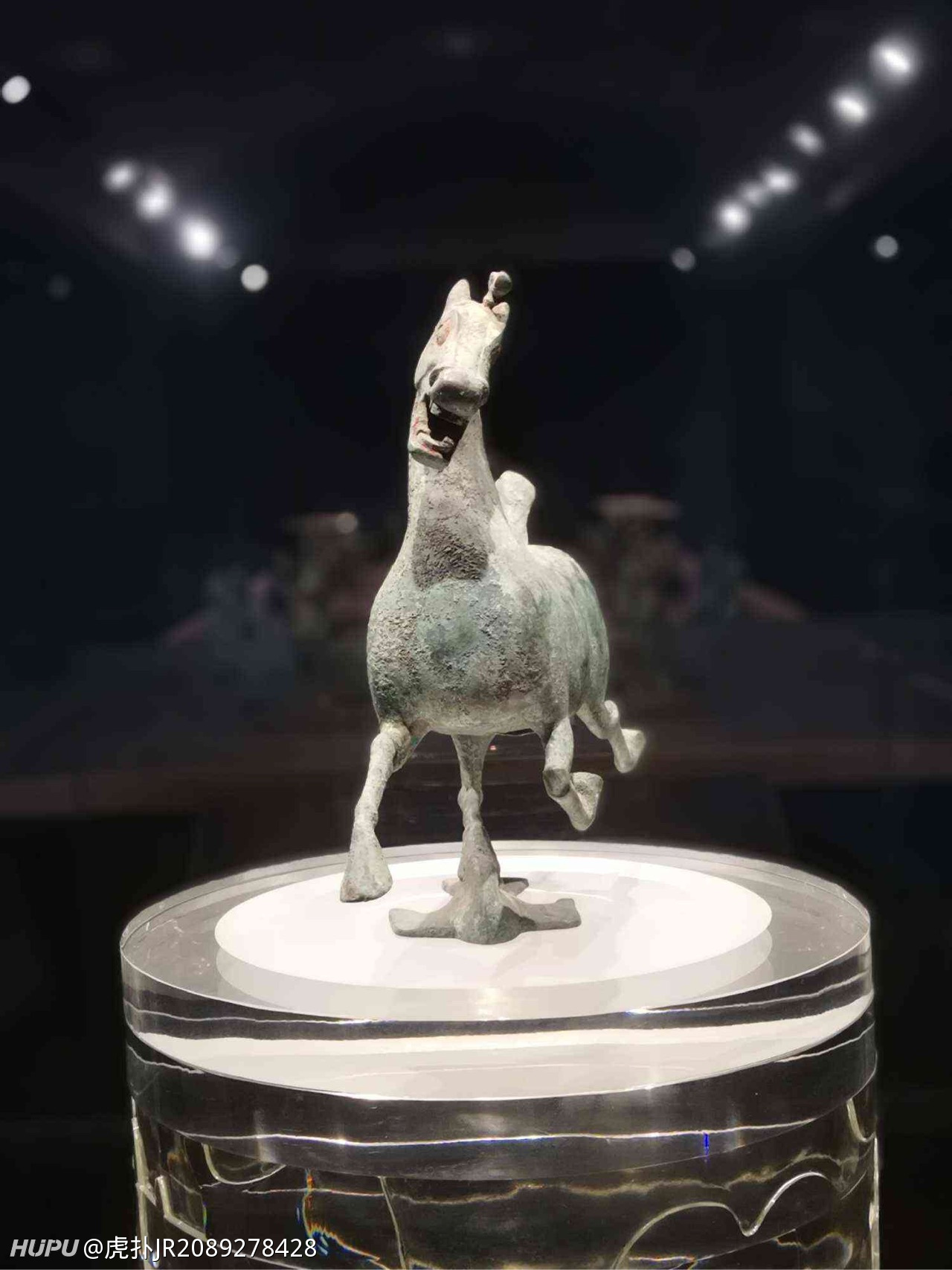 千万不要百度国宝"马踏飞燕"的正面