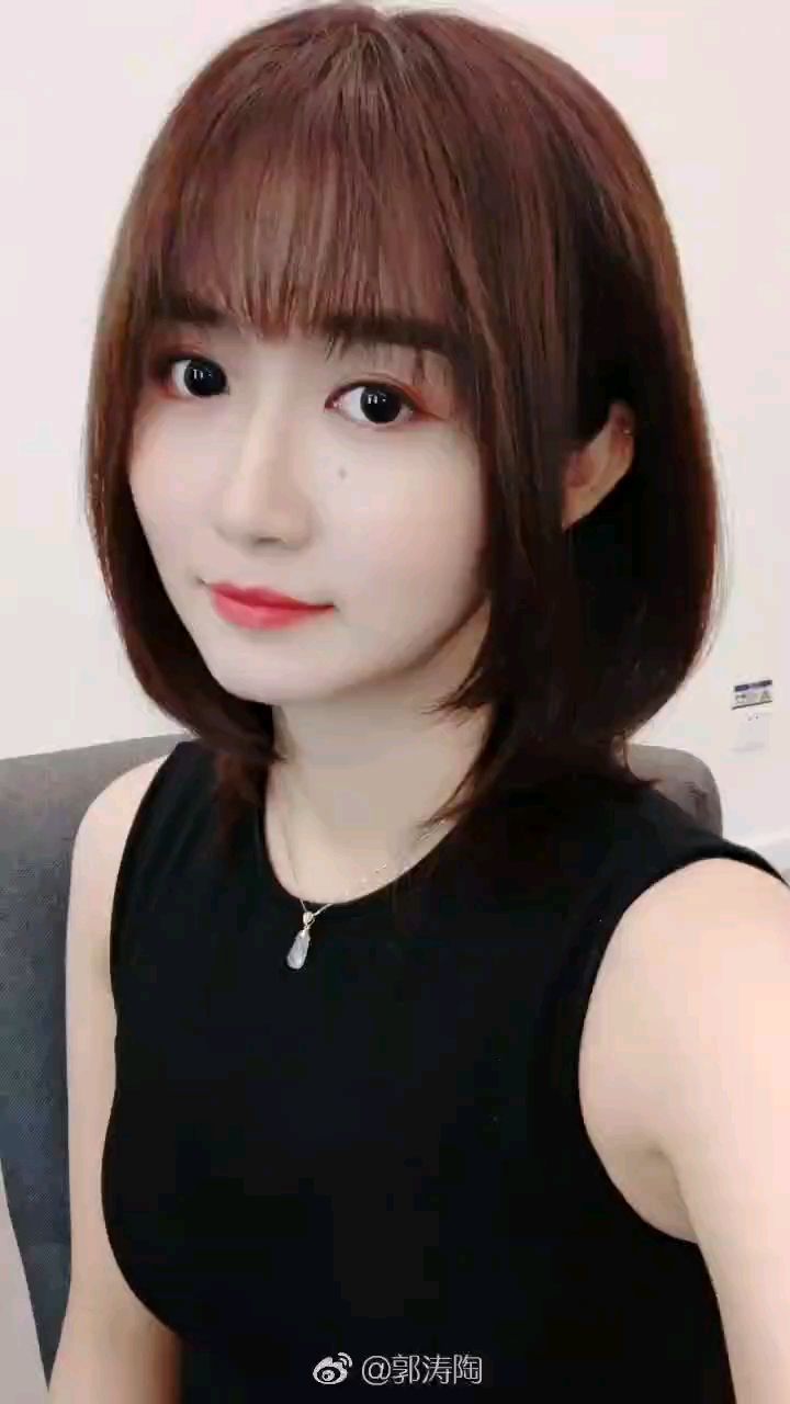 你看上了哪家女产品经理越看越觉得oppo的这个女产品经理真美