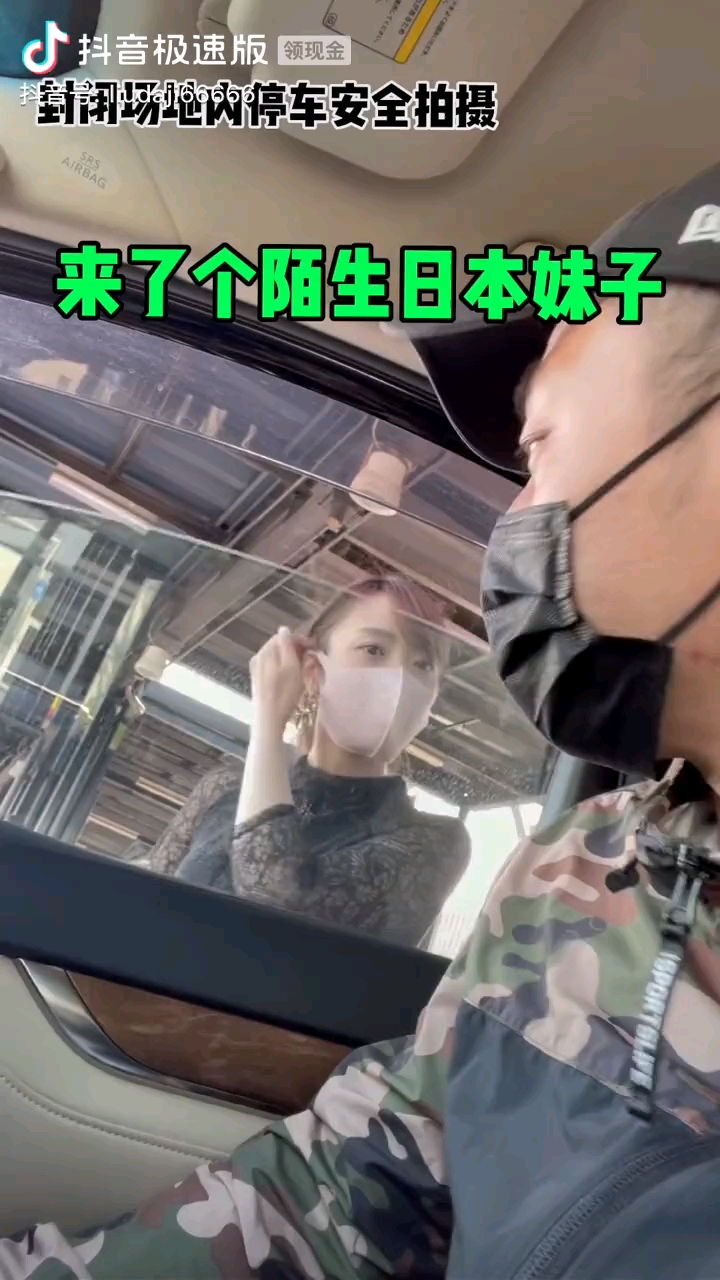 video-poster