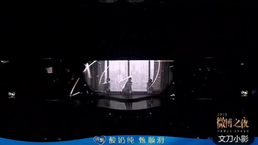 video-poster