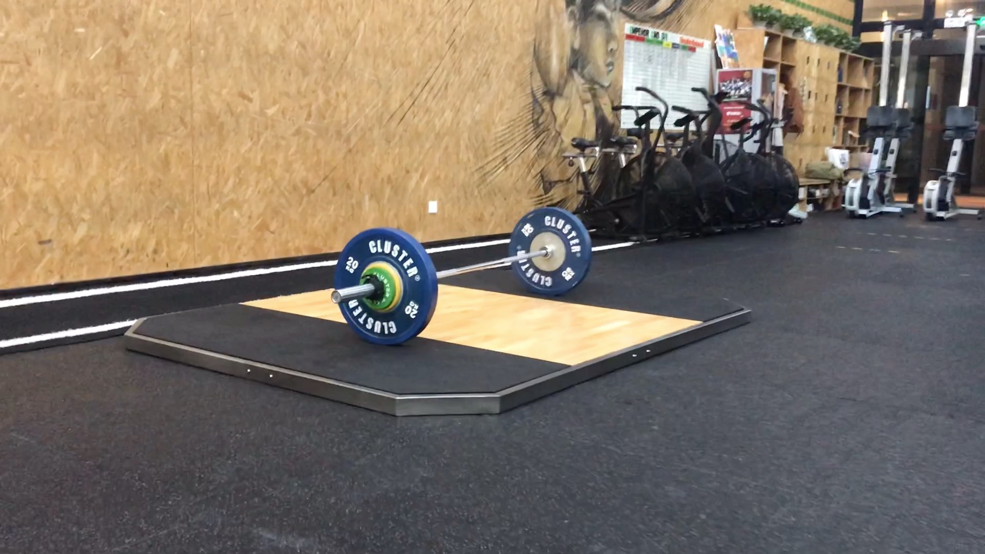 cluster八角举重台现已开售