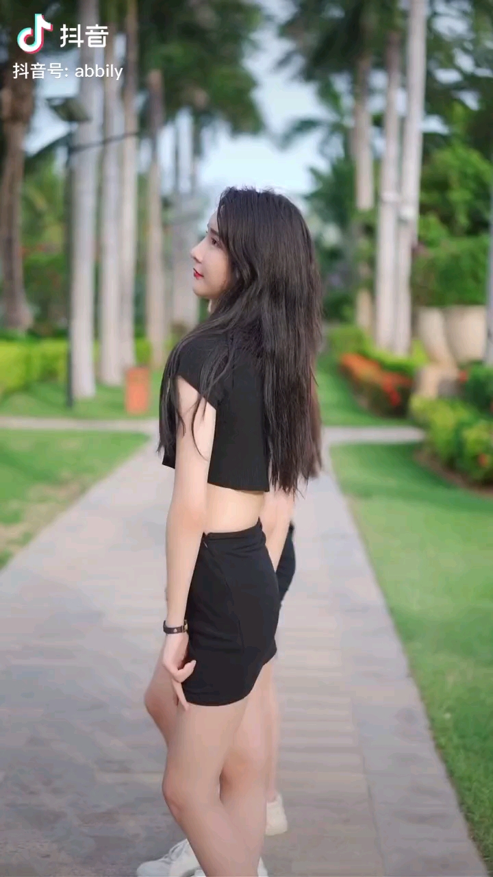 video-poster