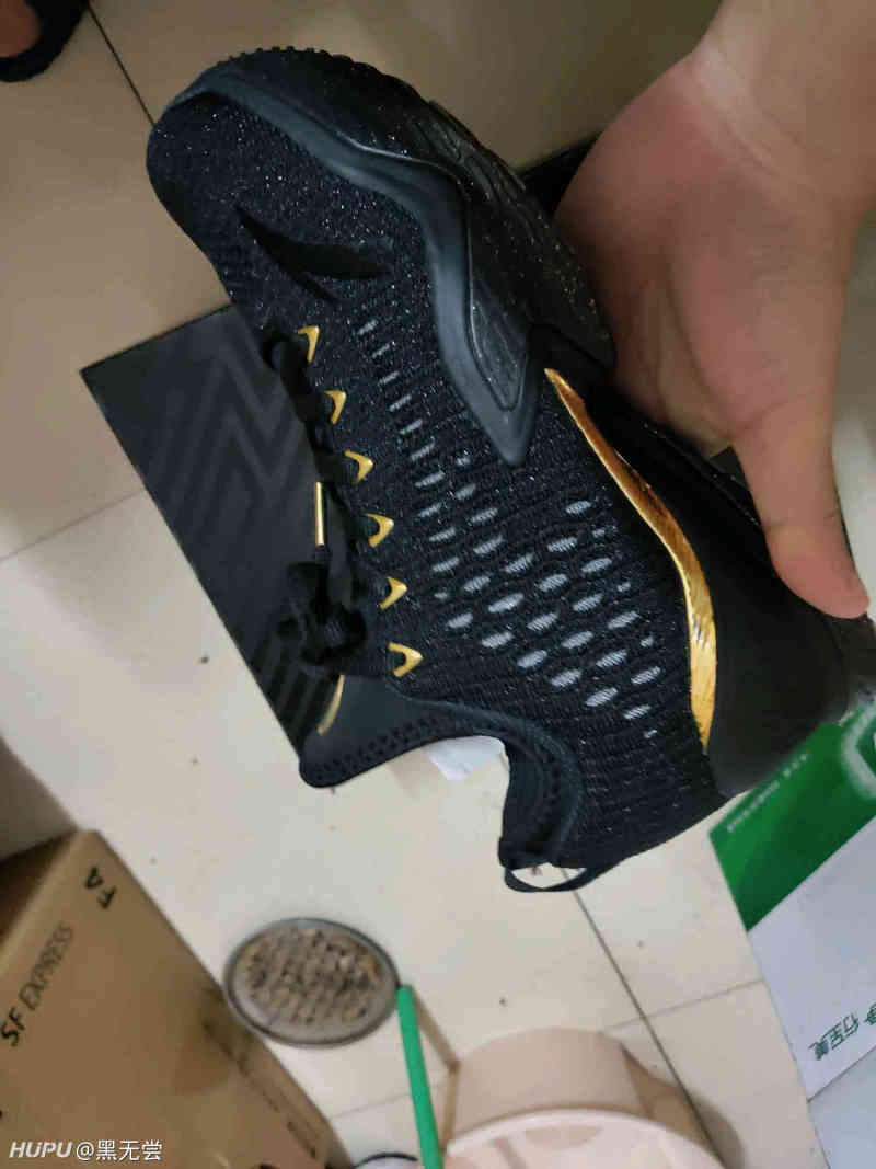 25日 22:30截止】白菜全新安踏kt3low黑豹联名黑金配色42码内长260
