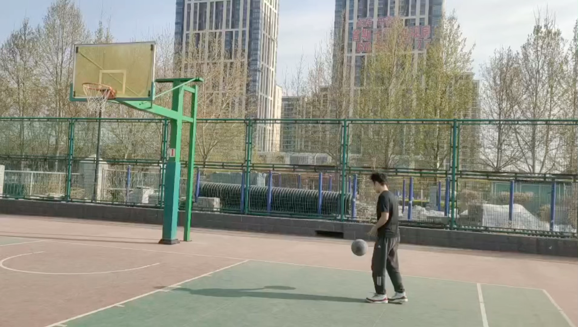video-poster