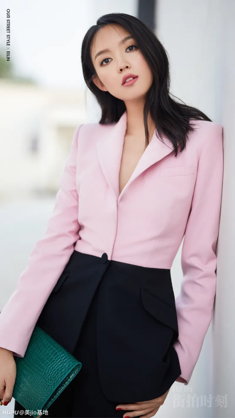 女明星美足系列 张梓琳街拍时刻长裤高跟美jio 你的理想型 娱乐圈 虎扑社区