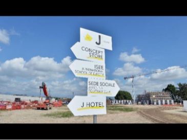 更新一组孔蒂纳萨的建设图,都灵市长视察工地,强调安全生产.