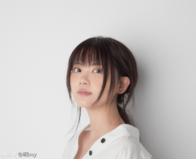 的日本女星无非就是各位的老婆,个人挺喜欢生物股长,特别是吉冈圣惠