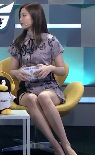 风筝今天的衣服真好看