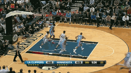 轰炸机格里芬空接单手背扣 4回复