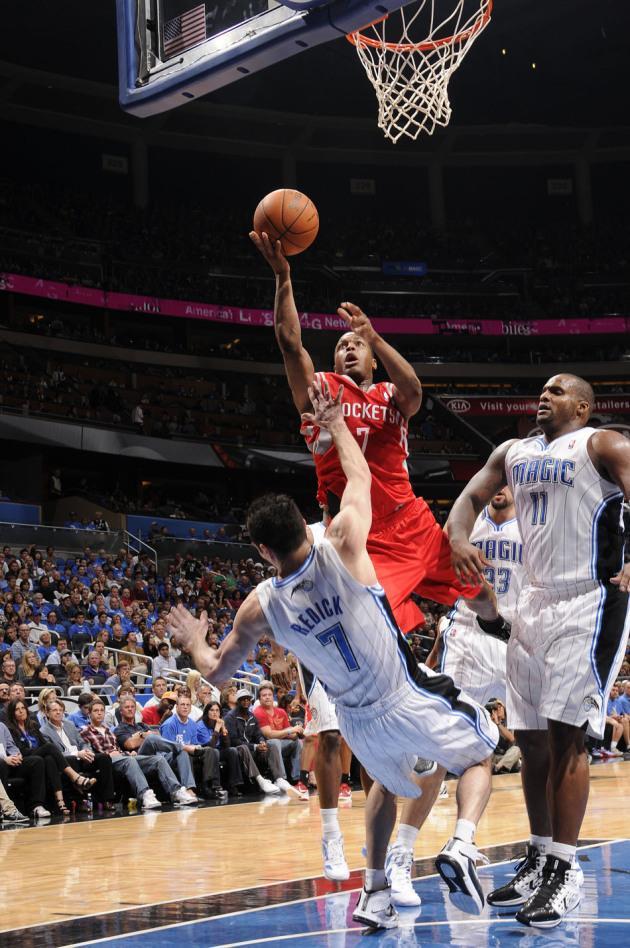 【火箭142-130森林狼：哈登下半场爆发终结悬念】